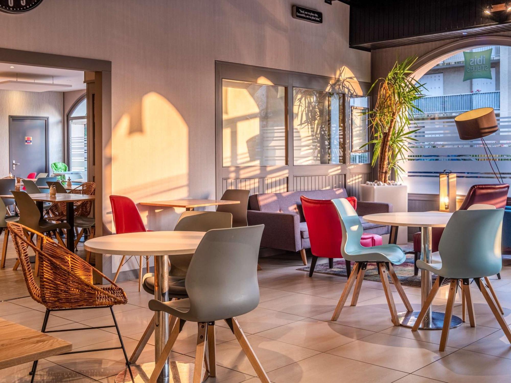 Ibis Styles Blois Centre Gare Hotell Exteriör bild