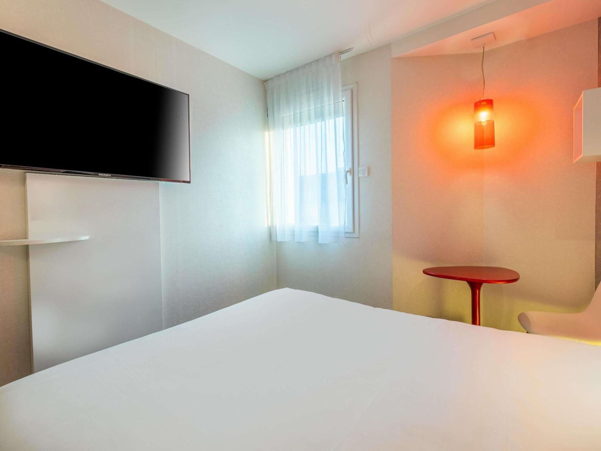 Ibis Styles Blois Centre Gare Hotell Exteriör bild